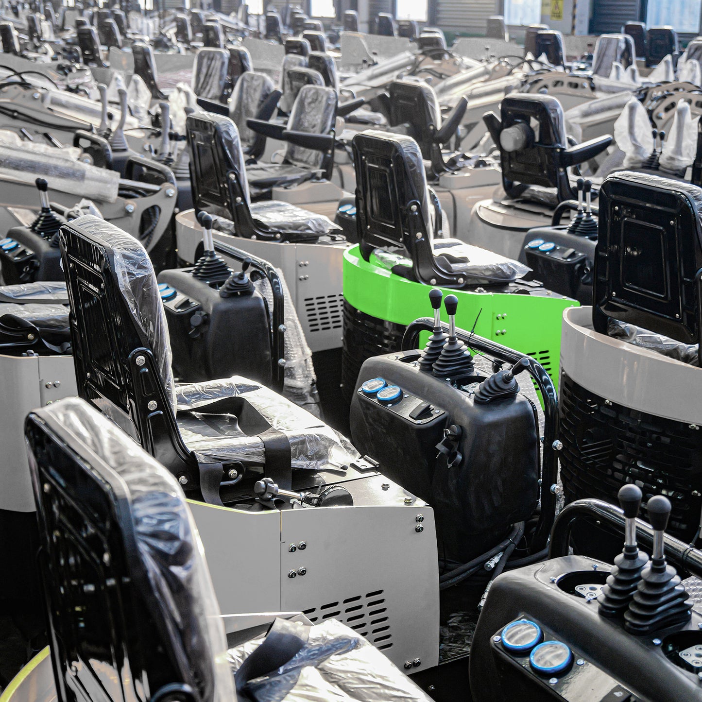 briggs and stratton mini excavator