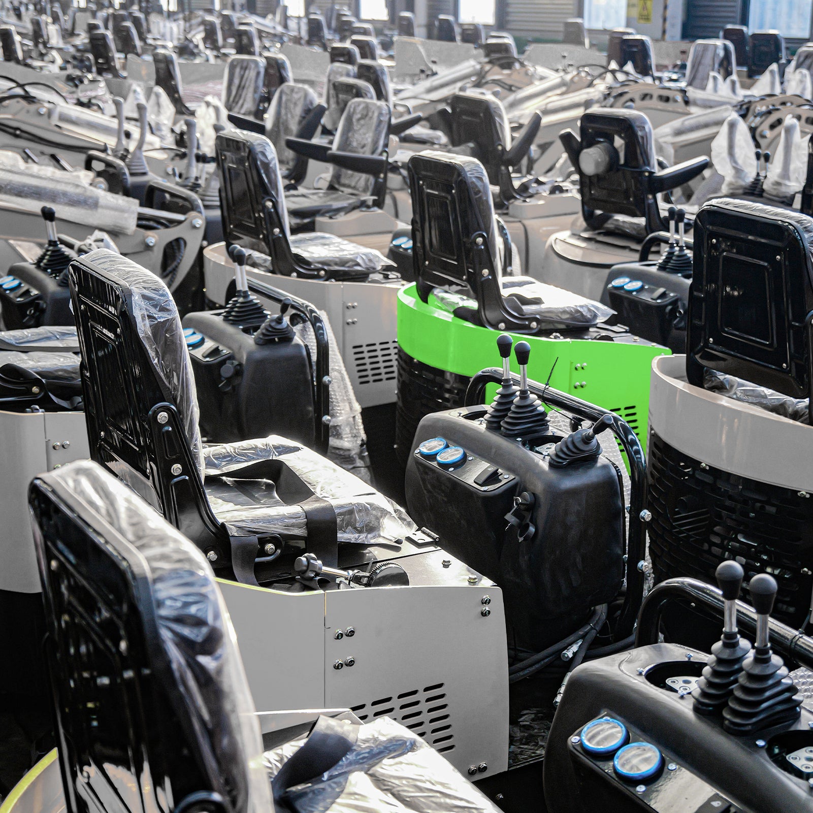 briggs and stratton mini excavator